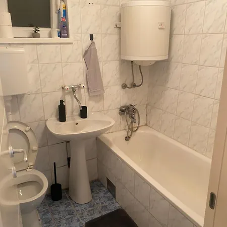 Kuca Za Odmor-tisa Hideaway بيت للعطل Turija