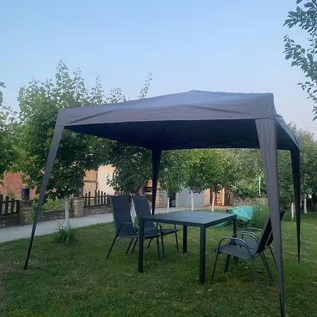 Kuca Za Odmor-tisa Hideaway *