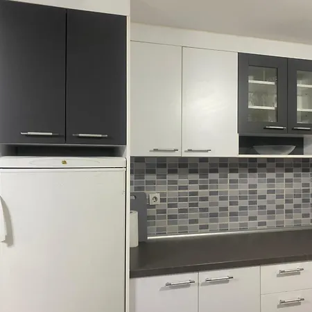 Kuca Za Odmor-tisa Hideaway بيت للعطل Turija